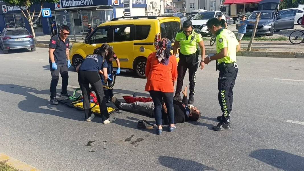 Manavgat’ta Motosikletin Metrelerce Sürüklendiği Kaza Yürekleri Ağza Getirdi! 3